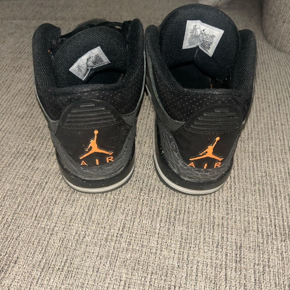 Nike Air Jordan 3 Retro "Fear Pack" sneaker - Picture 3 of 8